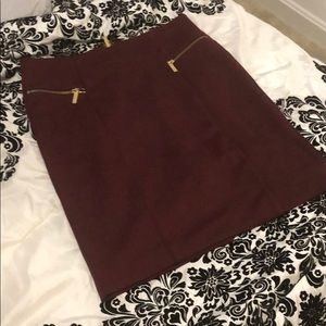 Burgundy thigh length skirt